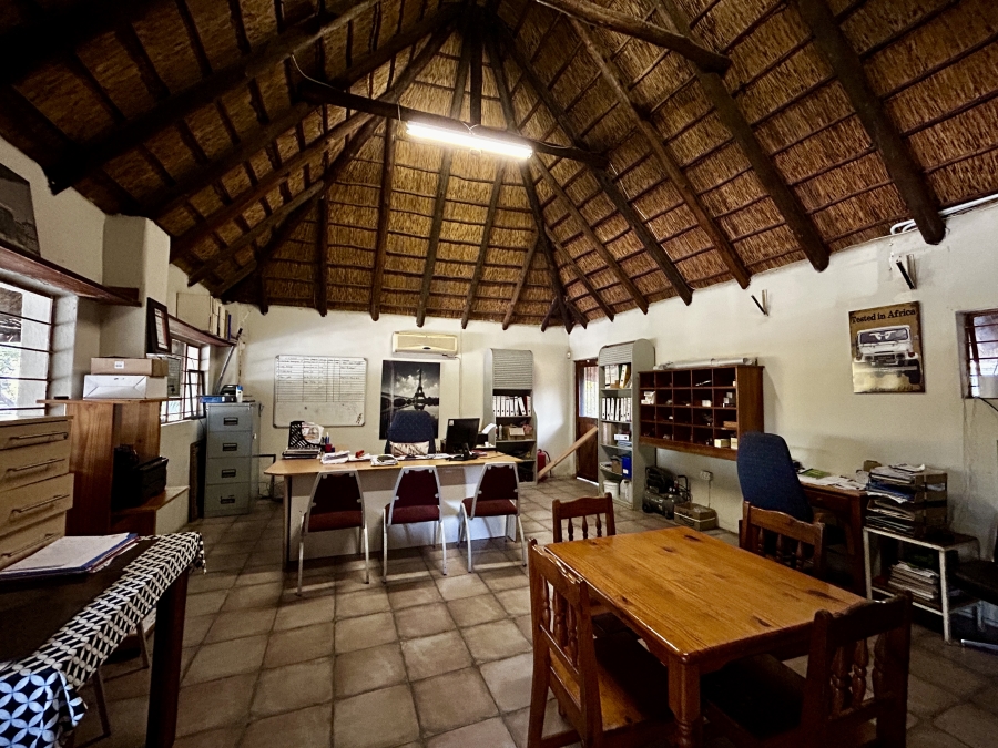 9 Bedroom Property for Sale in Mnandi Gauteng