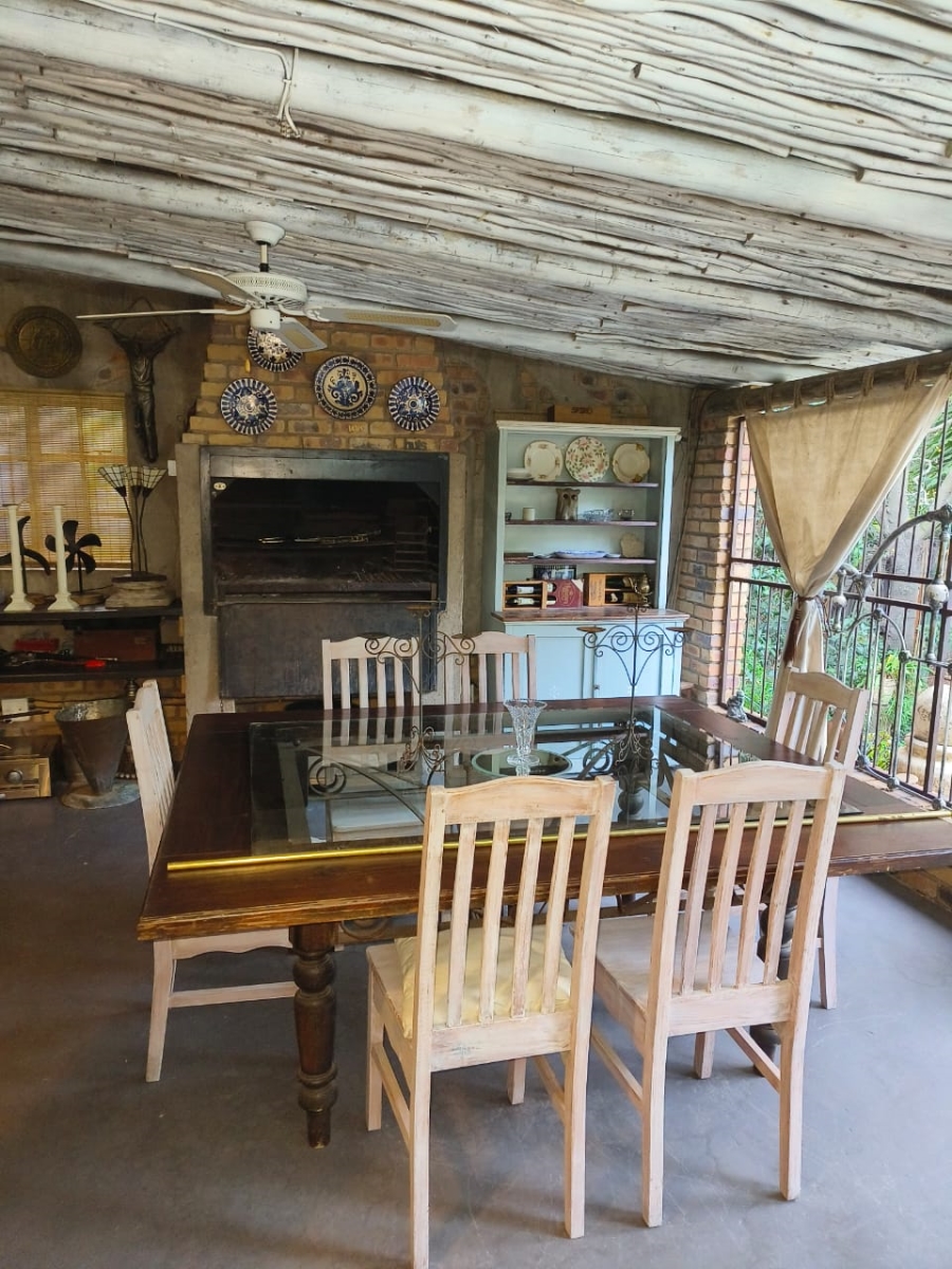 9 Bedroom Property for Sale in Mnandi Gauteng