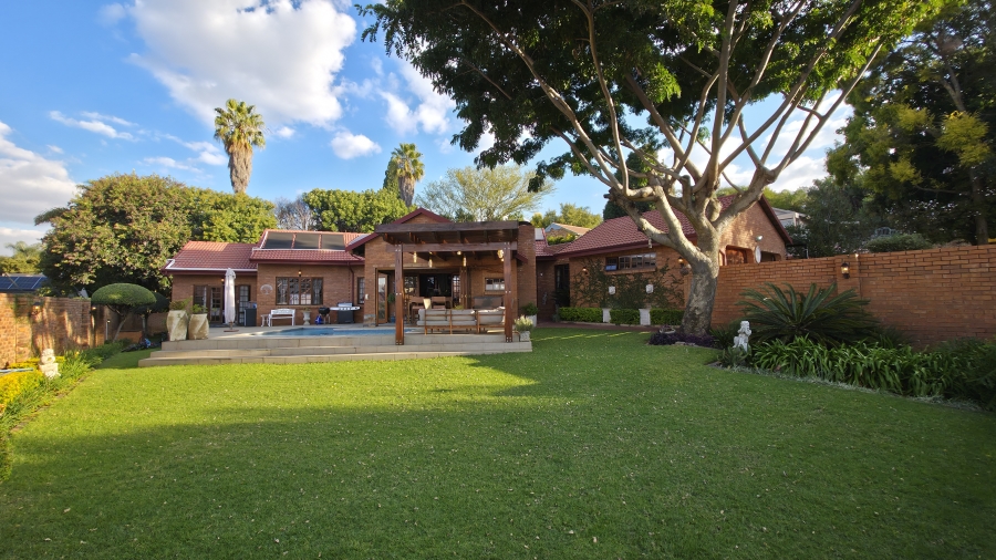 4 Bedroom Property for Sale in Moreleta Park Gauteng