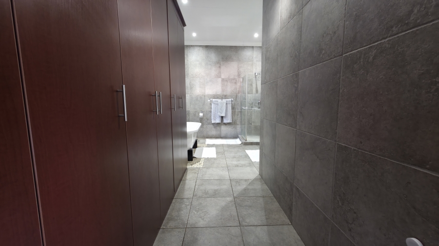 4 Bedroom Property for Sale in Moreleta Park Gauteng