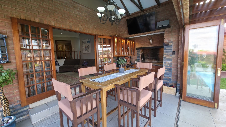 4 Bedroom Property for Sale in Moreleta Park Gauteng
