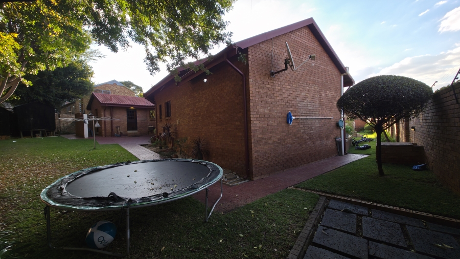 4 Bedroom Property for Sale in Moreleta Park Gauteng
