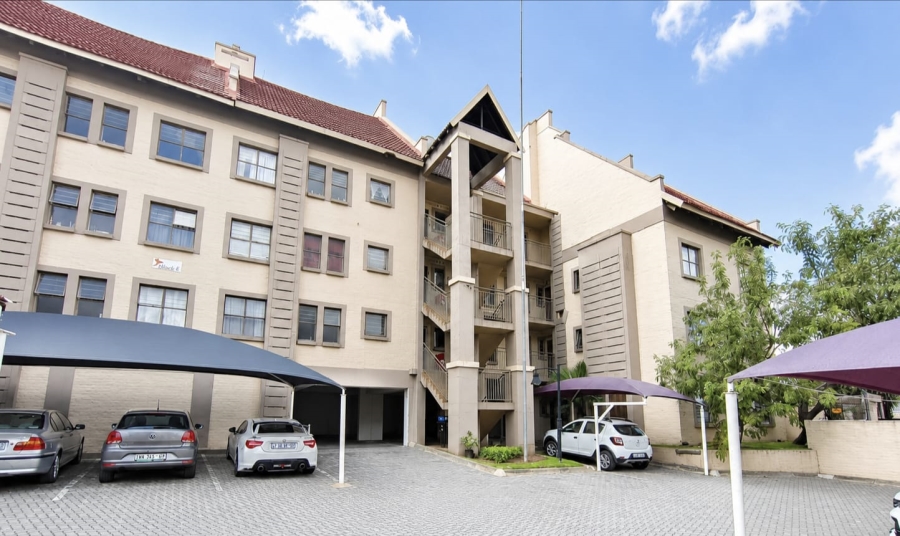 3 Bedroom Property for Sale in Sundowner Gauteng