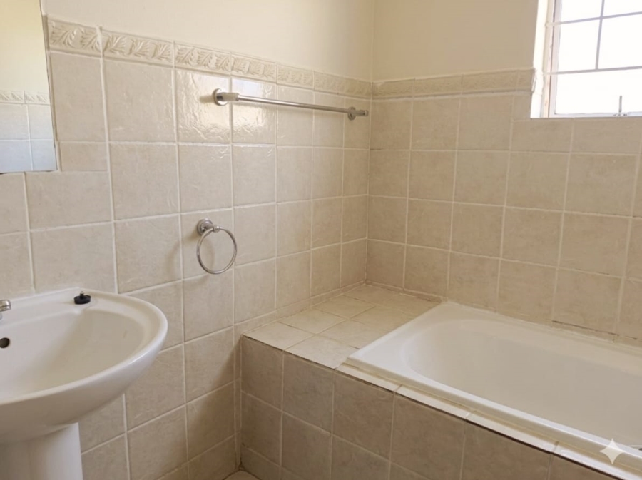 3 Bedroom Property for Sale in Sundowner Gauteng