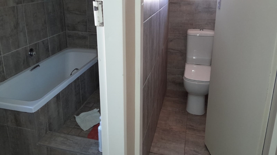 3 Bedroom Property for Sale in Sebokeng Zone 14 Gauteng