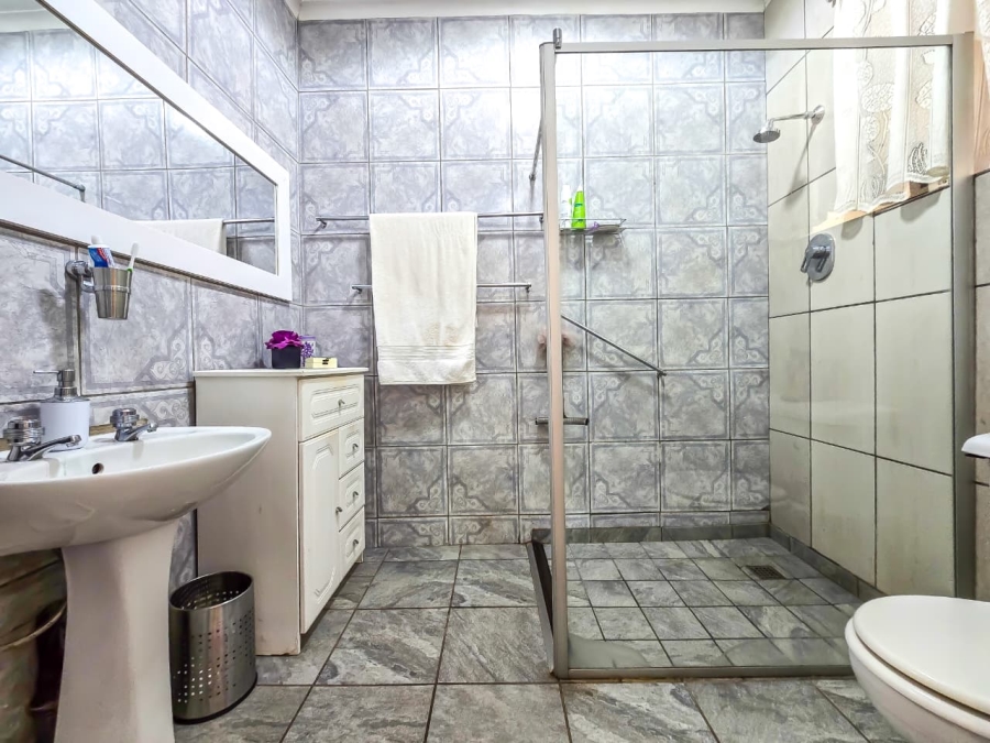 3 Bedroom Property for Sale in Florauna Gauteng