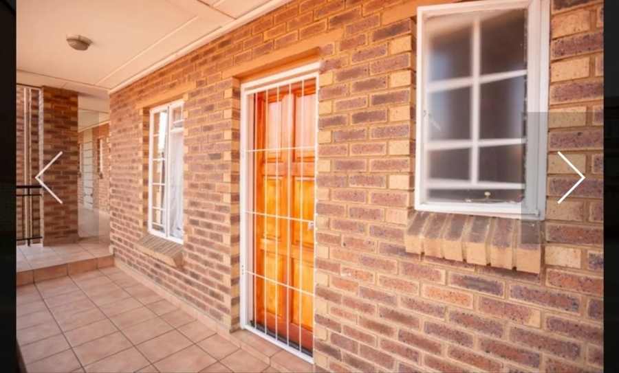 2 Bedroom Property for Sale in Comet Gauteng