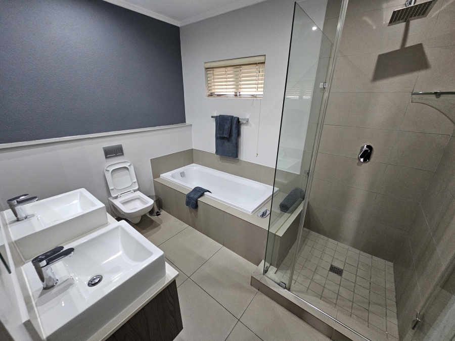 To Let 2 Bedroom Property for Rent in Morningside Gauteng