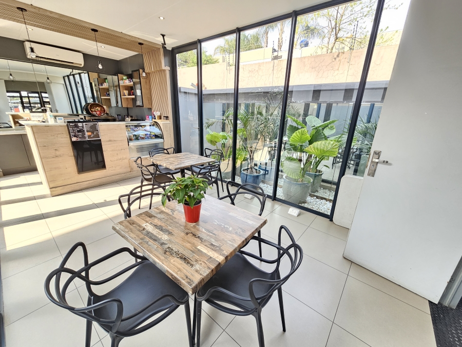 To Let 2 Bedroom Property for Rent in Morningside Gauteng