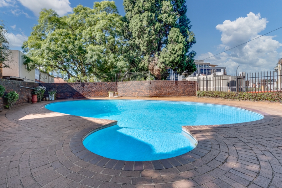 2 Bedroom Property for Sale in Sandown Gauteng