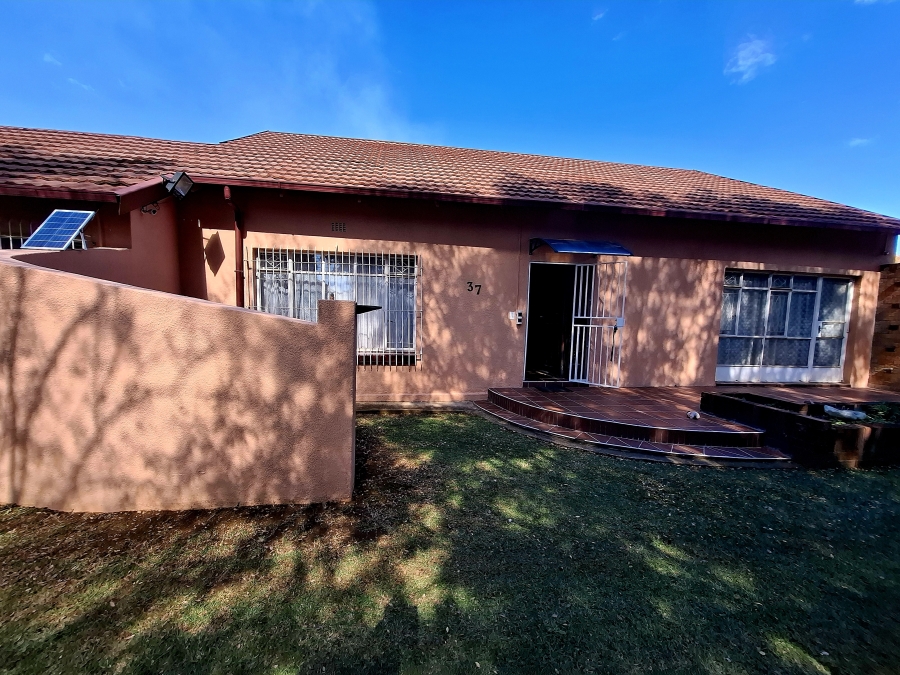 3 Bedroom Property for Sale in Brakpan Central Gauteng