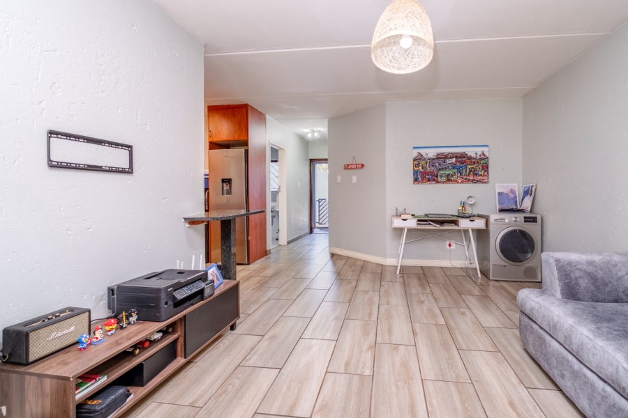 1 Bedroom Property for Sale in Morningside Hills Gauteng