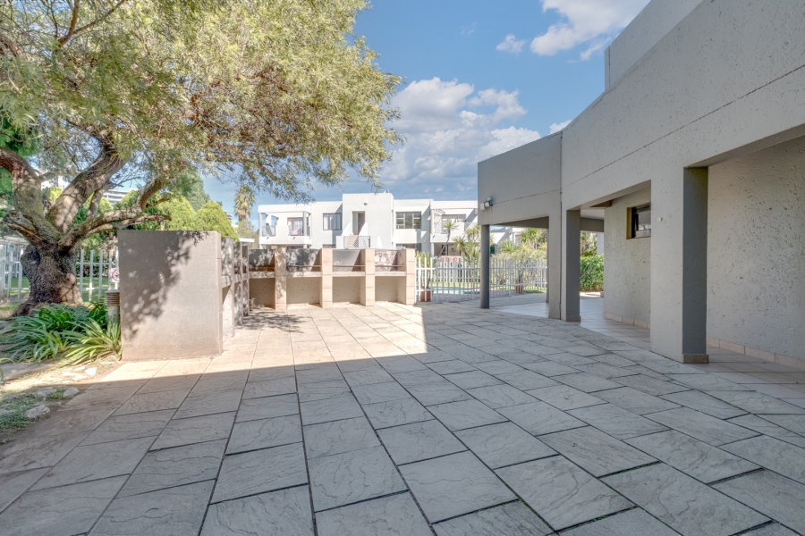 1 Bedroom Property for Sale in Morningside Hills Gauteng