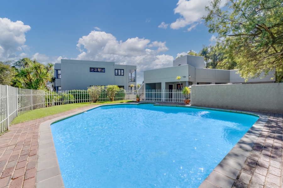 1 Bedroom Property for Sale in Morningside Hills Gauteng