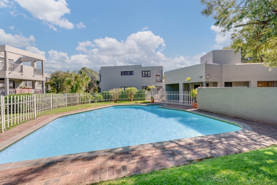 1 Bedroom Property for Sale in Morningside Hills Gauteng
