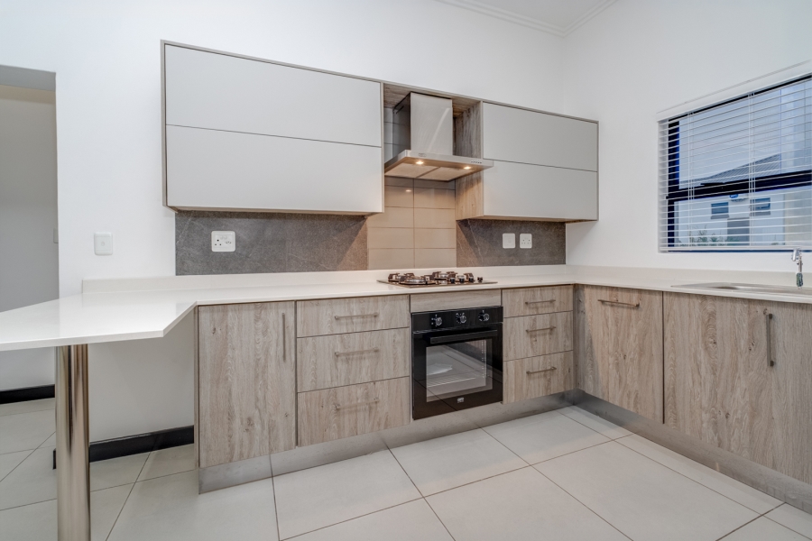 3 Bedroom Property for Sale in Broadacres Gauteng