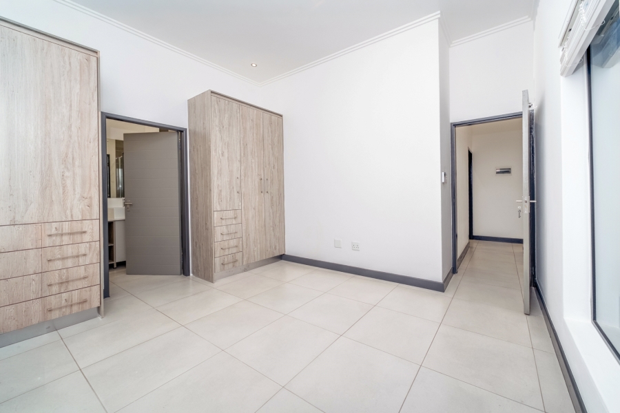 3 Bedroom Property for Sale in Broadacres Gauteng