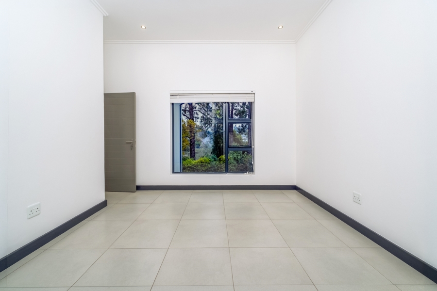 3 Bedroom Property for Sale in Broadacres Gauteng