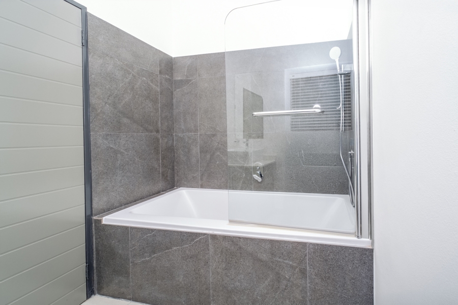 3 Bedroom Property for Sale in Broadacres Gauteng