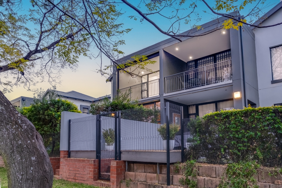 3 Bedroom Property for Sale in Broadacres Gauteng