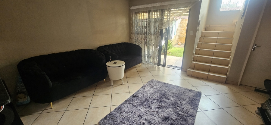 2 Bedroom Property for Sale in General Albertspark Gauteng