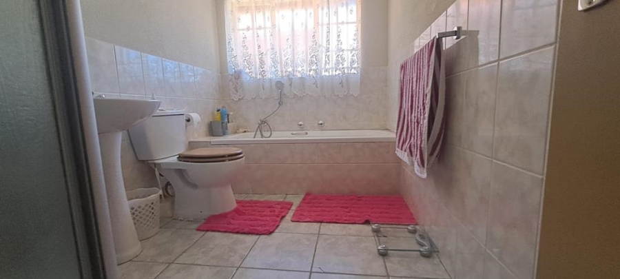 2 Bedroom Property for Sale in Elandspark Gauteng