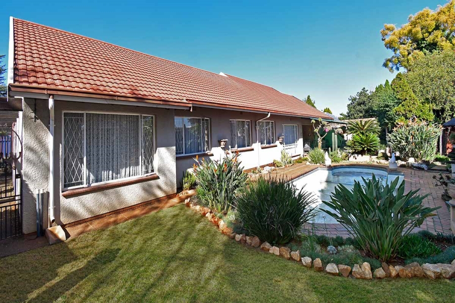 4 Bedroom Property for Sale in Edendale Gauteng