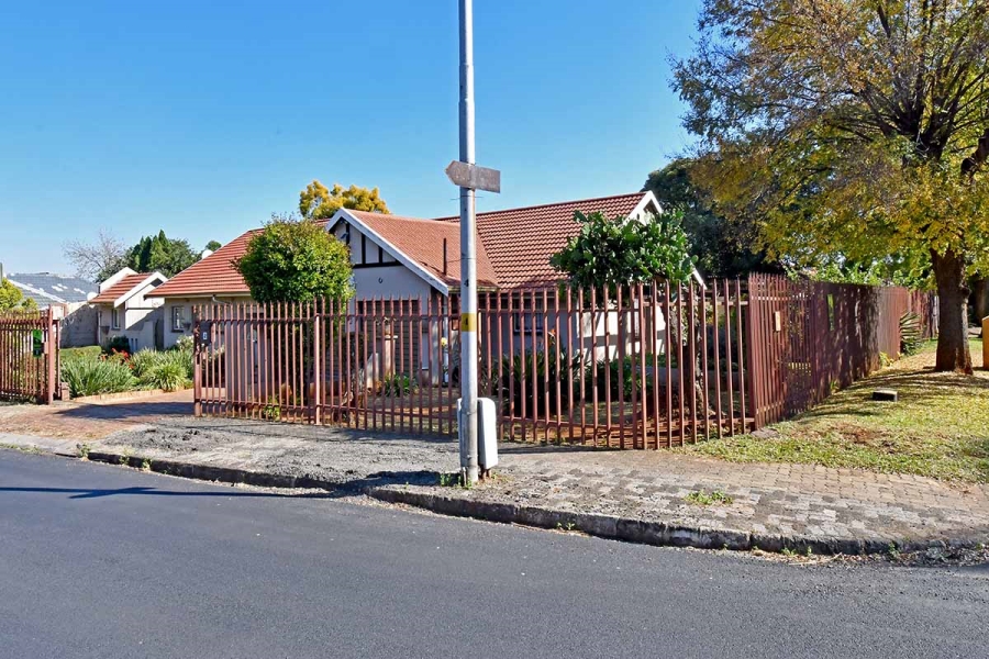 4 Bedroom Property for Sale in Edendale Gauteng