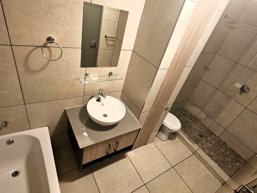 3 Bedroom Property for Sale in Zwartkop Gauteng