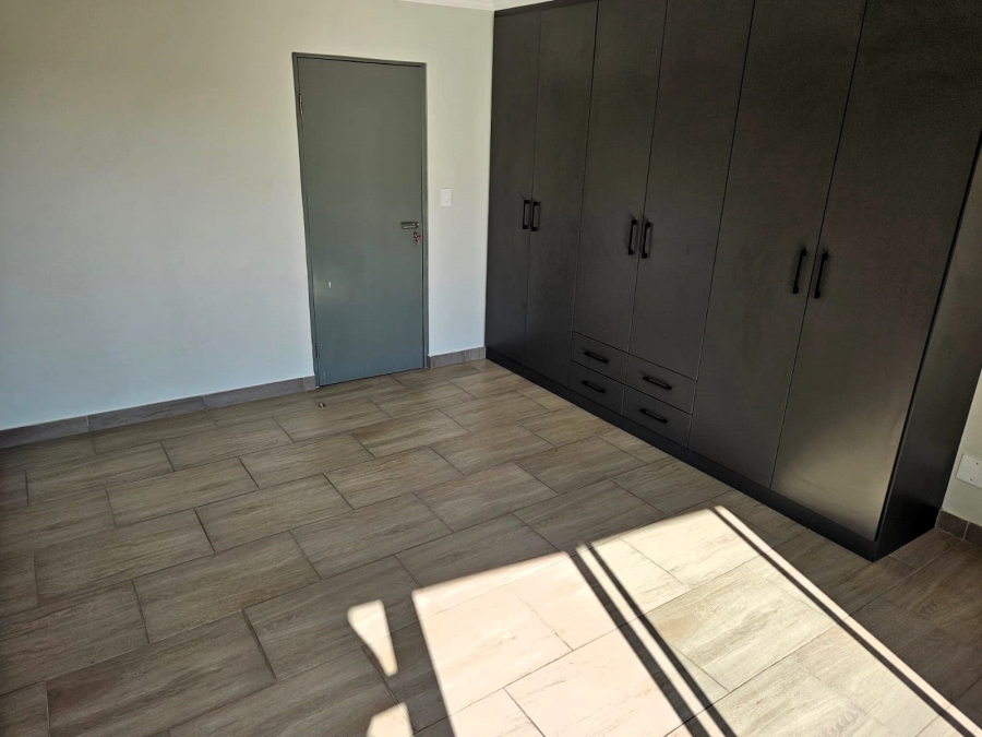 3 Bedroom Property for Sale in Zwartkop Gauteng