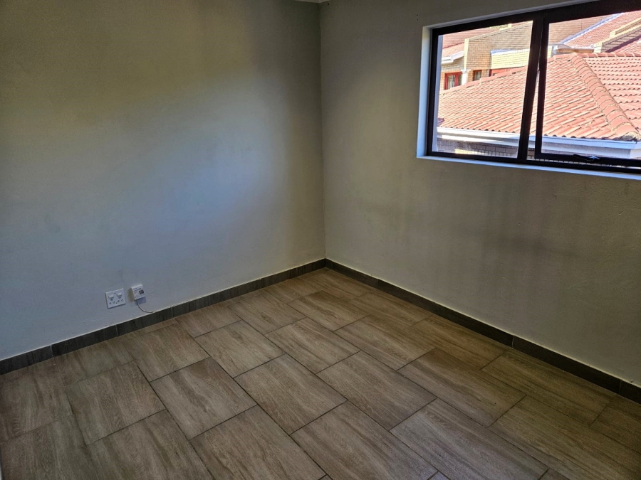 3 Bedroom Property for Sale in Zwartkop Gauteng