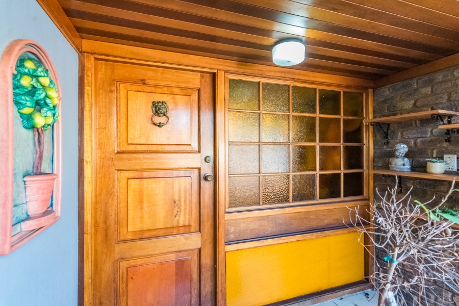 3 Bedroom Property for Sale in Eldoraigne Gauteng