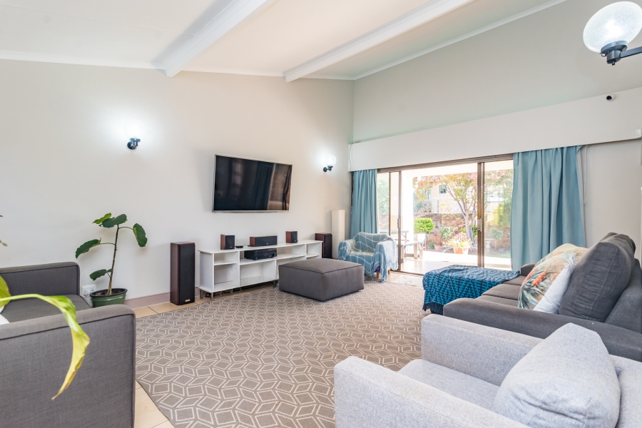 3 Bedroom Property for Sale in Eldoraigne Gauteng