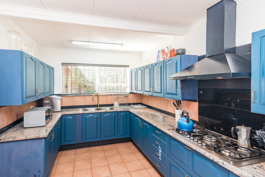 3 Bedroom Property for Sale in Eldoraigne Gauteng