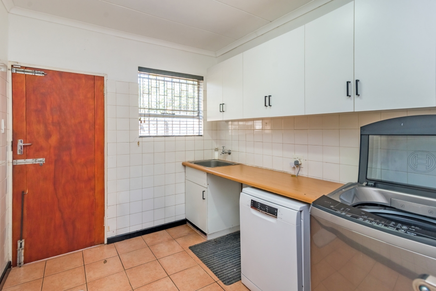 3 Bedroom Property for Sale in Eldoraigne Gauteng