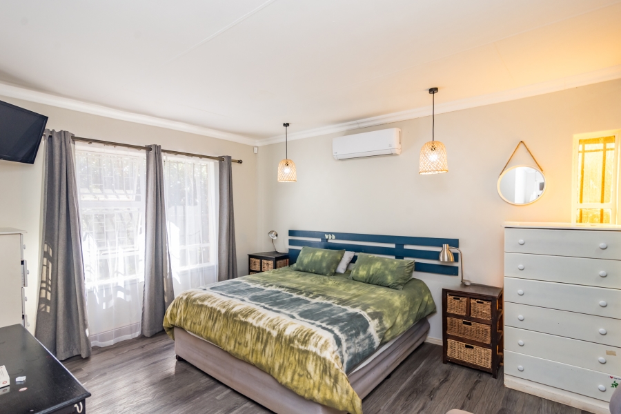 3 Bedroom Property for Sale in Eldoraigne Gauteng