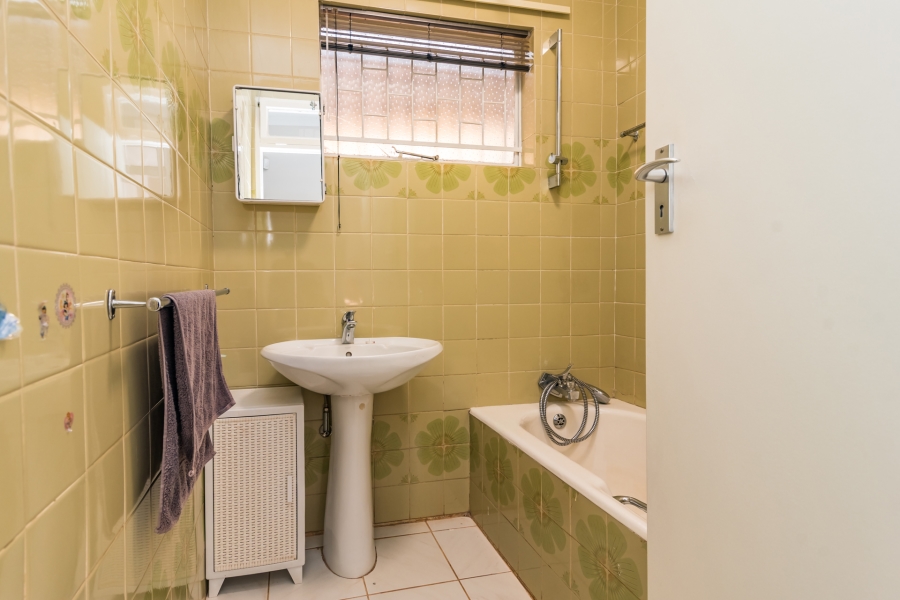 3 Bedroom Property for Sale in Eldoraigne Gauteng