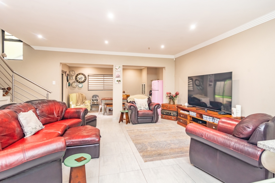 3 Bedroom Property for Sale in Monument Gauteng