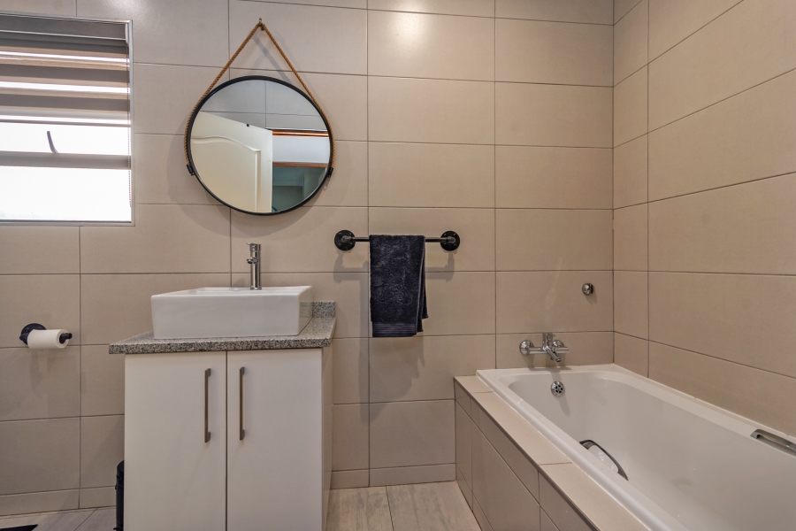 3 Bedroom Property for Sale in Monument Gauteng