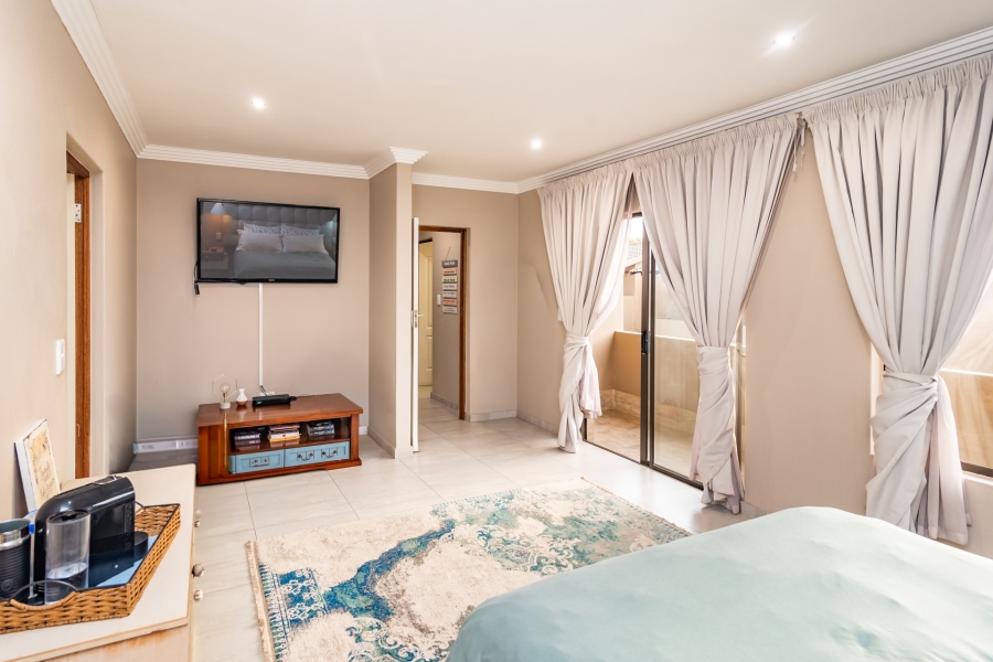 3 Bedroom Property for Sale in Monument Gauteng