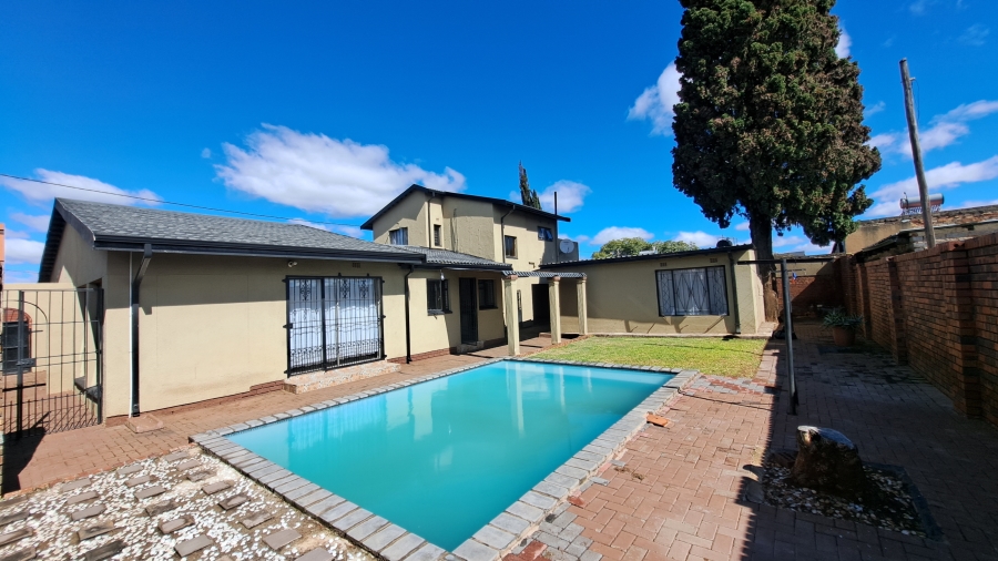 4 Bedroom Property for Sale in Eldorado Park Gauteng