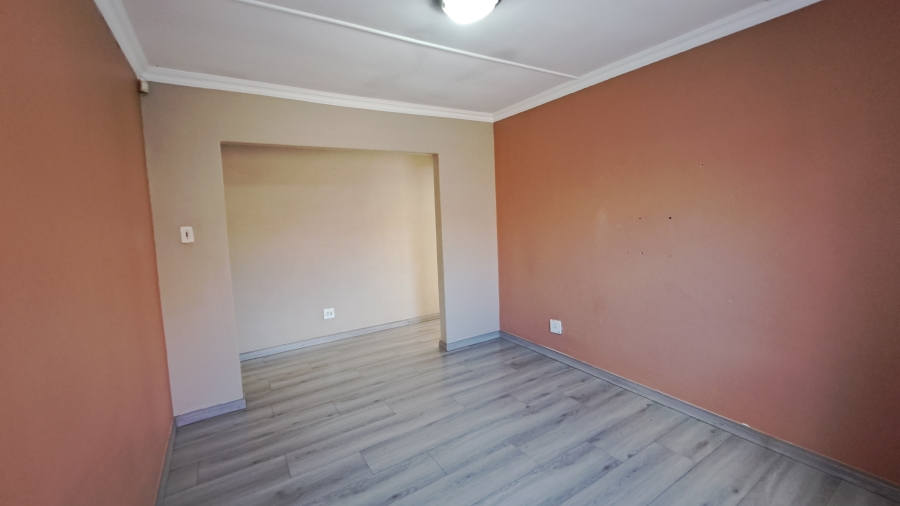 4 Bedroom Property for Sale in Eldorado Park Gauteng
