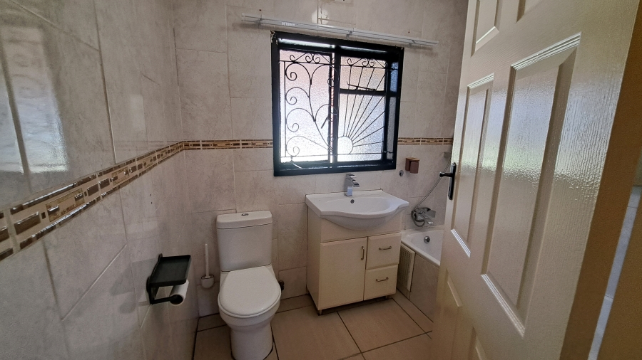 4 Bedroom Property for Sale in Eldorado Park Gauteng