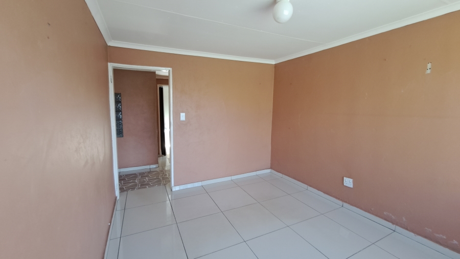 4 Bedroom Property for Sale in Eldorado Park Gauteng