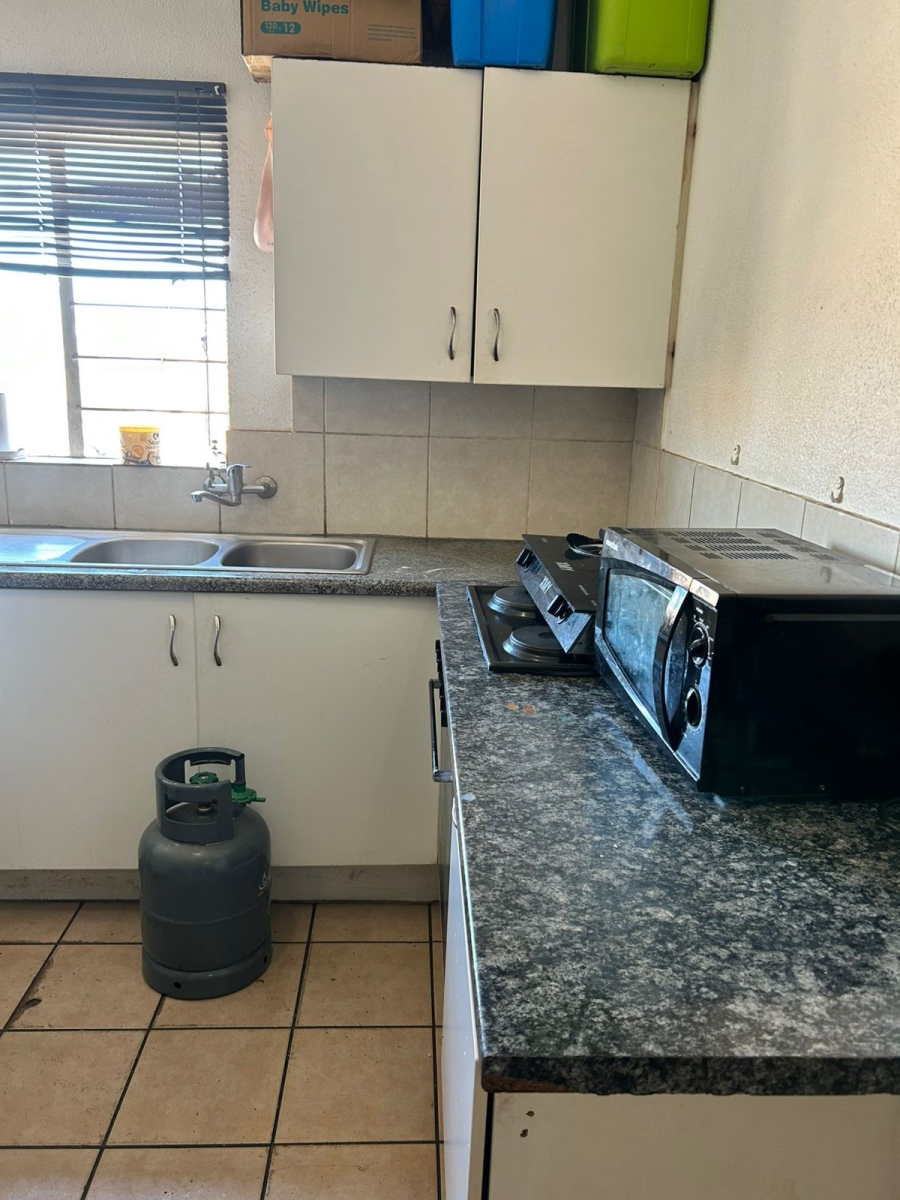 2 Bedroom Property for Sale in Kempton Park Central Gauteng