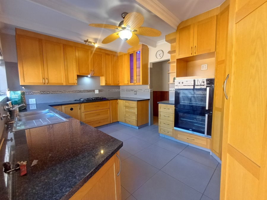 4 Bedroom Property for Sale in Wonderboom South Gauteng