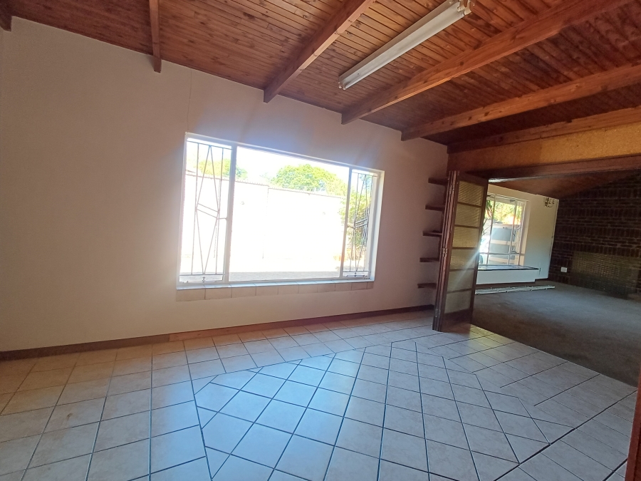 4 Bedroom Property for Sale in Wonderboom South Gauteng