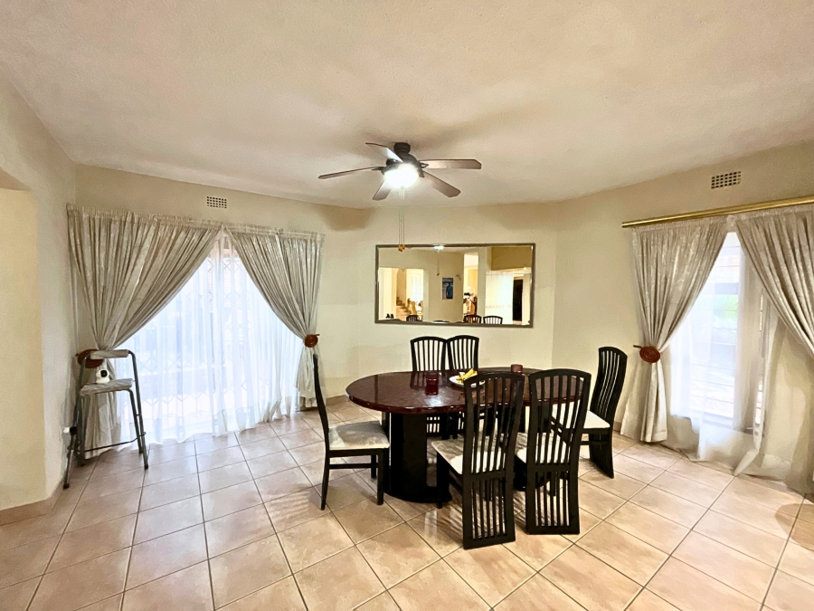 5 Bedroom Property for Sale in Bedfordview Gauteng