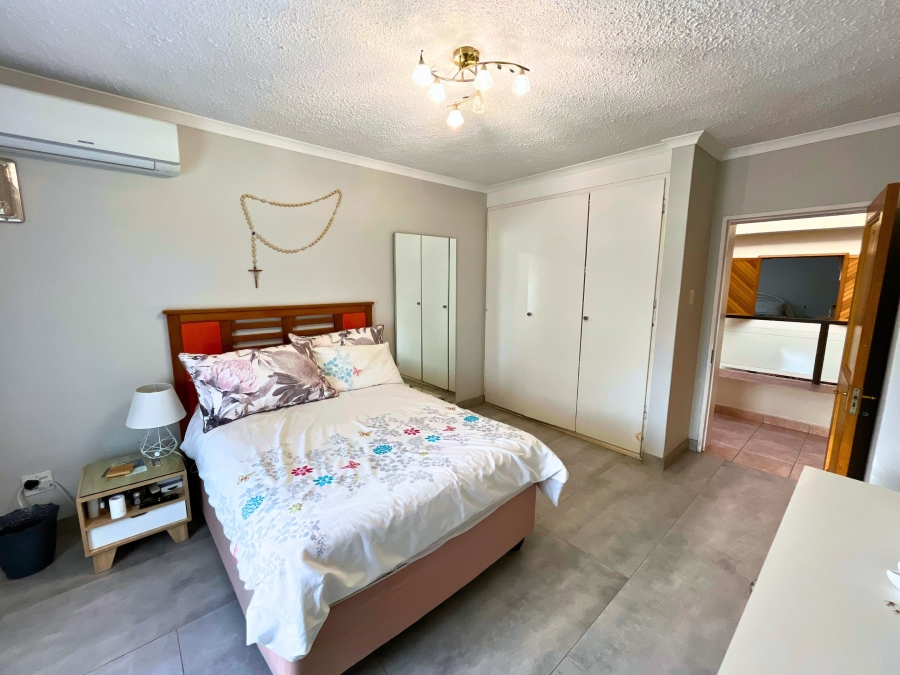 5 Bedroom Property for Sale in Bedfordview Gauteng
