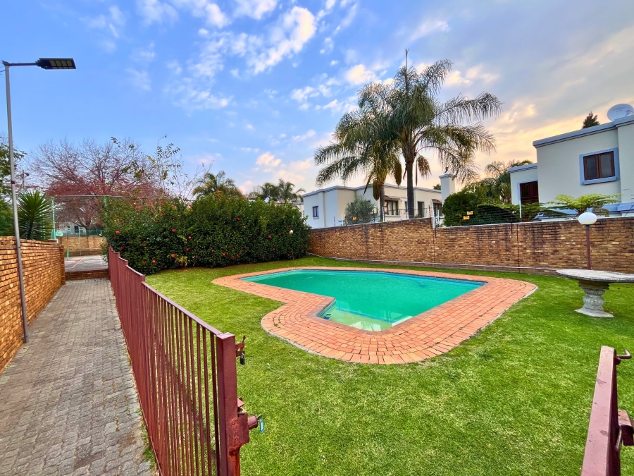 5 Bedroom Property for Sale in Bedfordview Gauteng